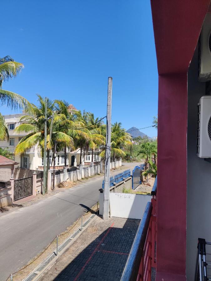 Ashiana Oceanside Apartment Flic-en-Flacq Exterior foto