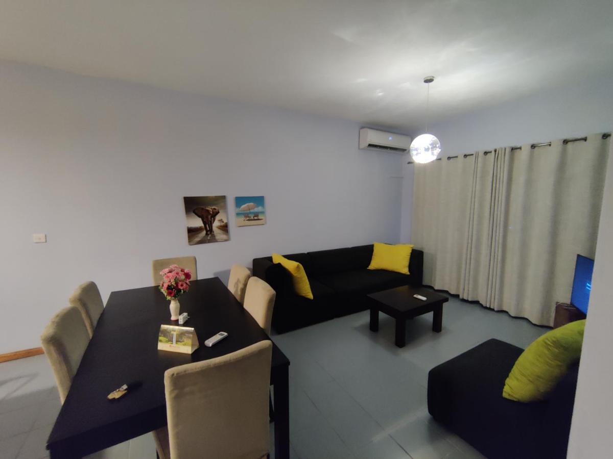 Ashiana Oceanside Apartment Flic-en-Flacq Exterior foto